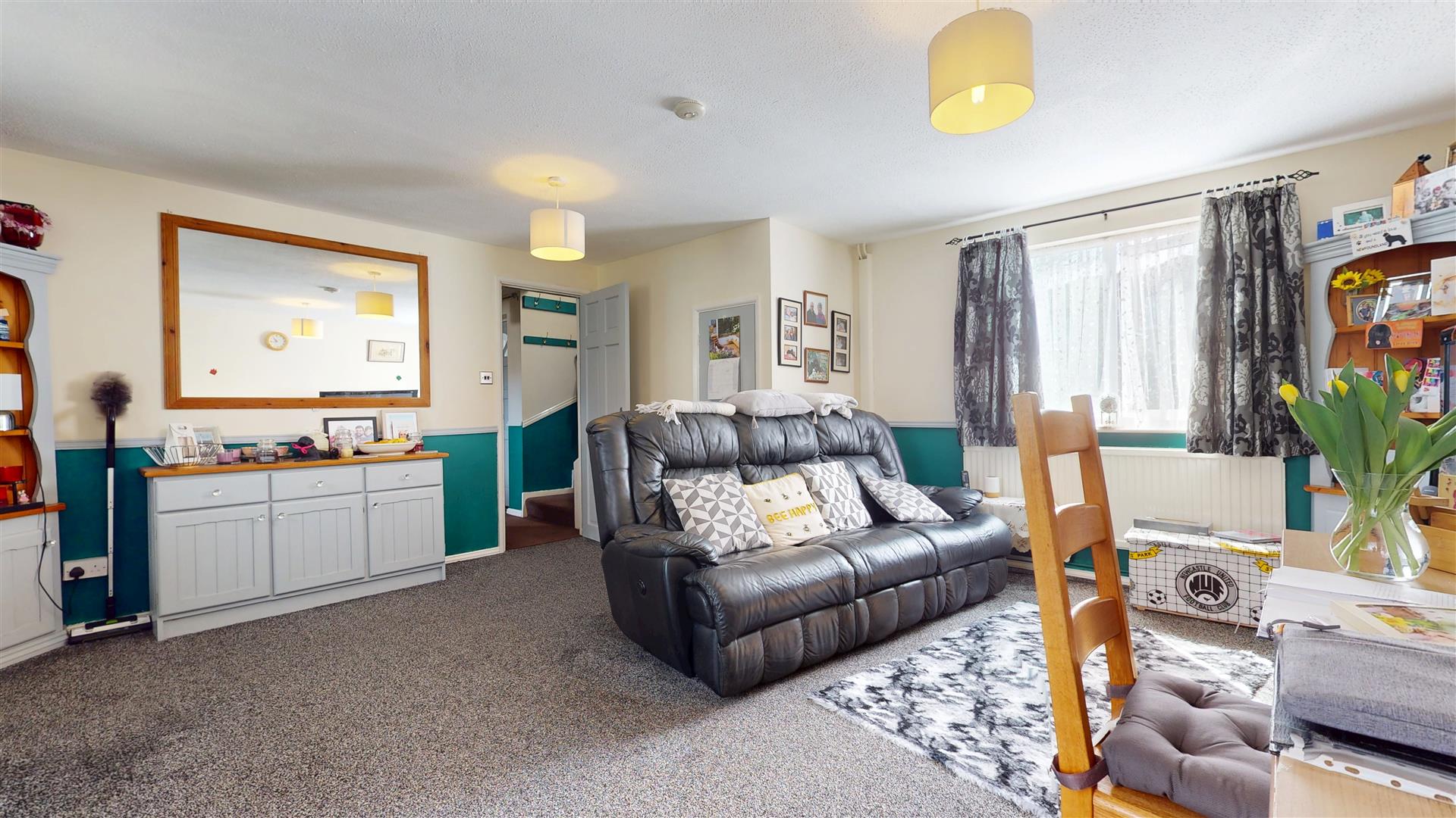 3 bed property in Kensington Drive, Milton Keynes